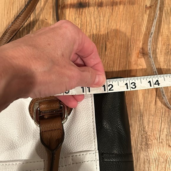 Tignanello leather mini tote white with black and brown. - Picture 12 of 14